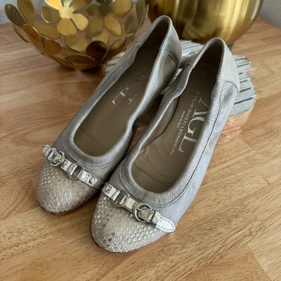 AGL Attilio Giusti Leombruni Brigita Tan Flats
Nude Leather Patent Size 6.5 - Picture 5 of 16